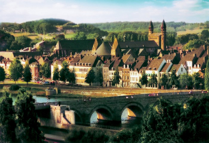 Люксембург-700x480