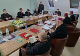 Презентація молитовника «Дорога світла» єпископам Римсько-Католицької Церкви в Україні