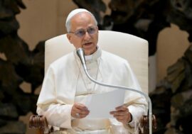 Папа проголосив у п’ятницю 22 серпня день молитви і посту в намірі миру