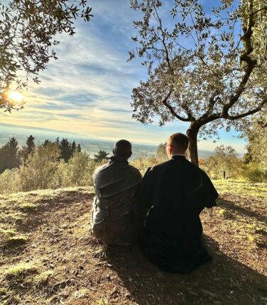 Людина в сутані