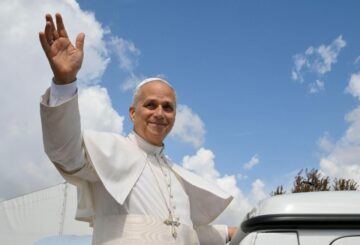 Папа зустрінеться з підлітками та молоддю своєї дієцезії