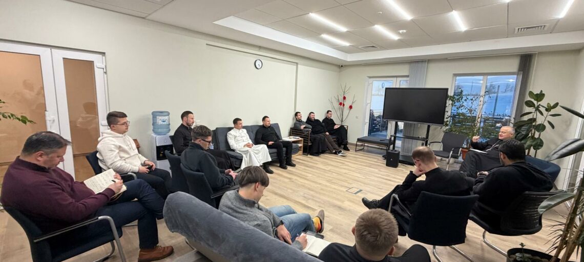 Нова Євангелізація як відповідь на сучасні потреби молоді.