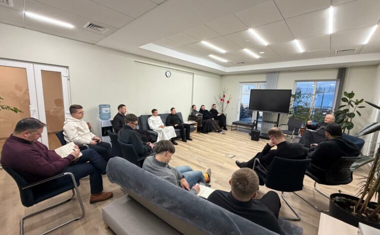 Нова Євангелізація як відповідь на сучасні потреби молоді.