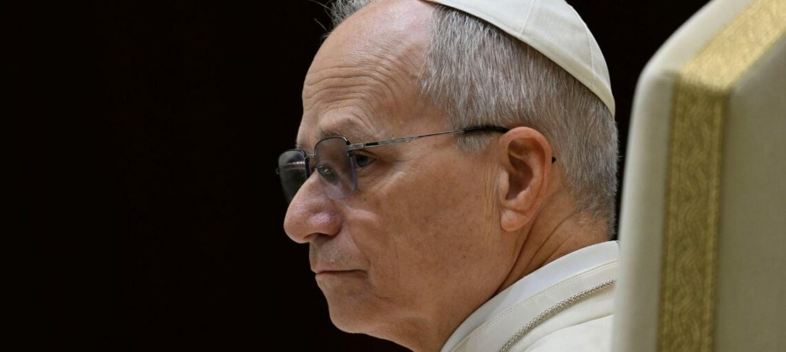 Папа зустрівся з постраждалим від насилля з боку духовенства