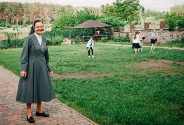 Сестра Анна Заінчковська: увага до дітей – це найкращі ліки та підтримка