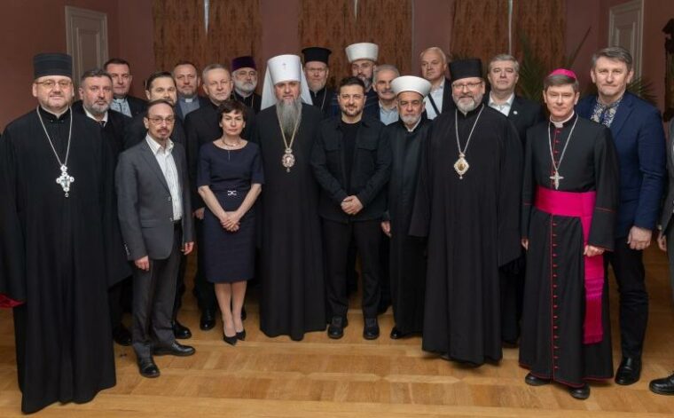Українці потребують нашої духовної підтримки: члени ВРЦіРО зустрілися з главою держави