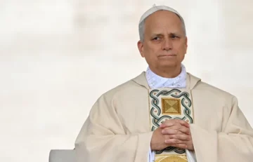 У квітні Лев XIV просить молитися за священників, які переживають кризу