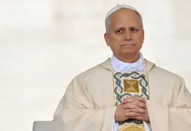 У квітні Лев XIV просить молитися за священників, які переживають кризу