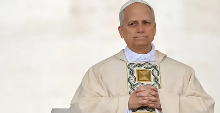 У квітні Лев XIV просить молитися за священників, які переживають кризу