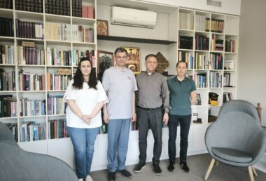 Співпраця Комісії у справах душпастирства молоді та Українського Католицького Університету