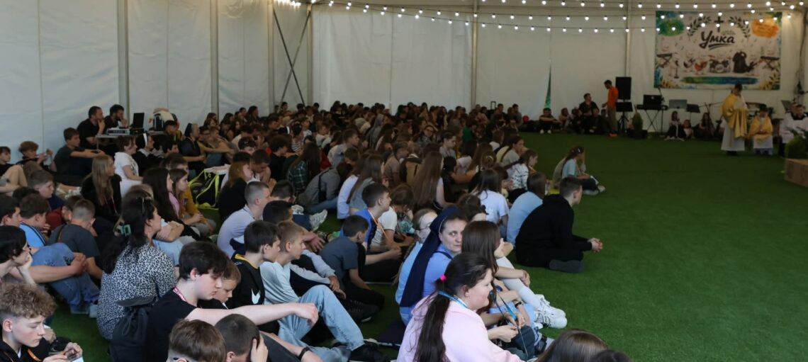 Teenager’s Day 2026: «Ісус Христос — джерело життя і святості»