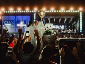 Лев XIV до молоді: помірковано користуйтеся соціальними мережами і ШІ