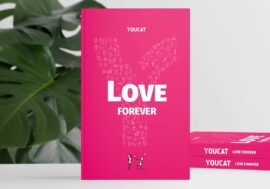 У Римі представлять новий проєкт YOUCAT «Love Forever» з передмовою Папи Лева XIV