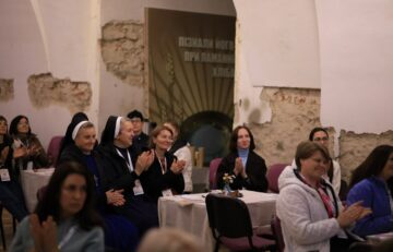 ВСЕУКРАЇНСЬКЕ ПАЛОМНИЦТВО ПЕДАГОГІВ «КОМПАС У ГРУДЯХ»