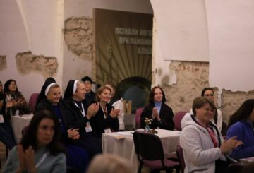 ВСЕУКРАЇНСЬКЕ ПАЛОМНИЦТВО ПЕДАГОГІВ «КОМПАС У ГРУДЯХ»